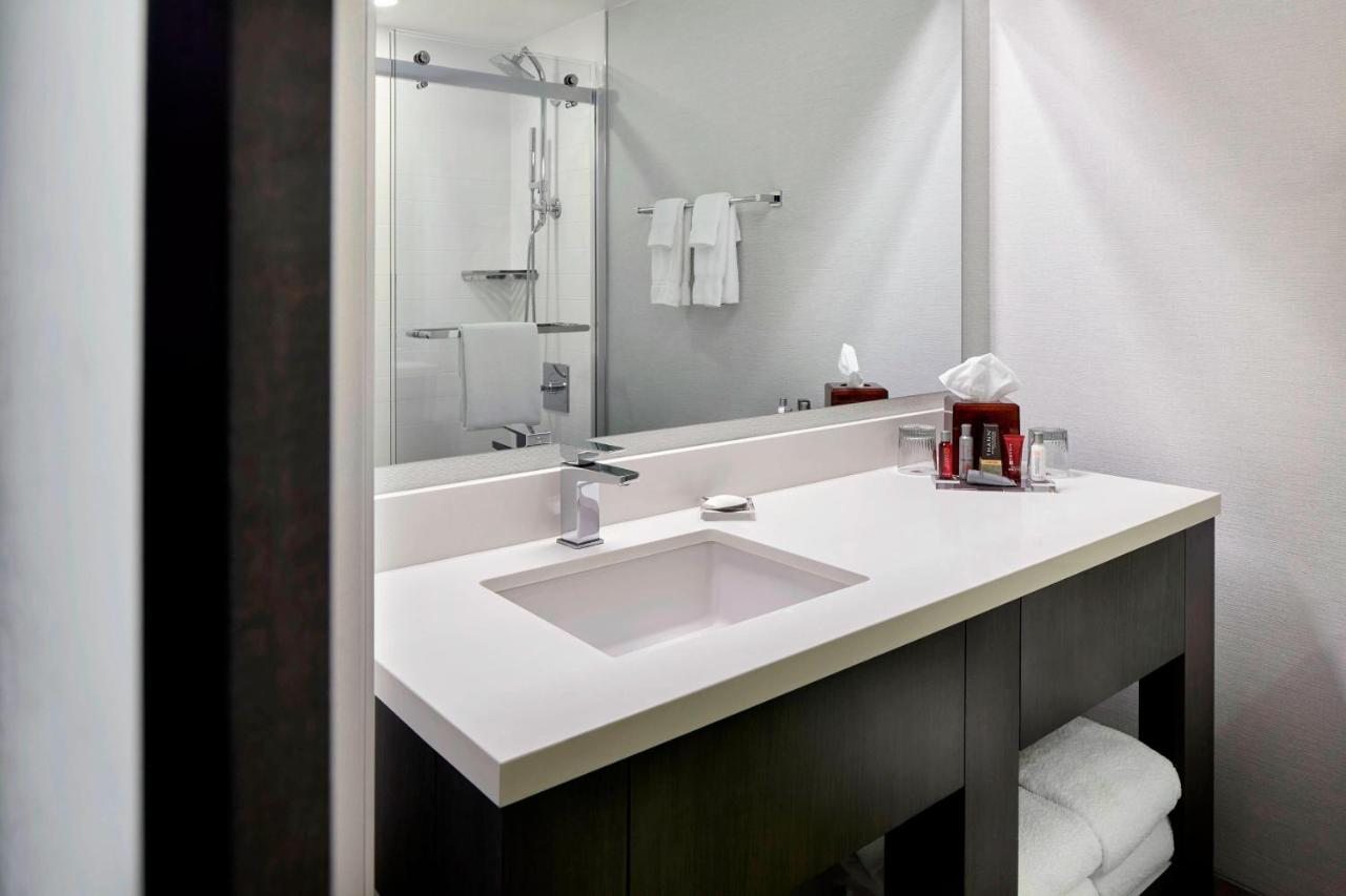 Marriott Dfw Airport South Hotell Fort Worth Exteriör bild