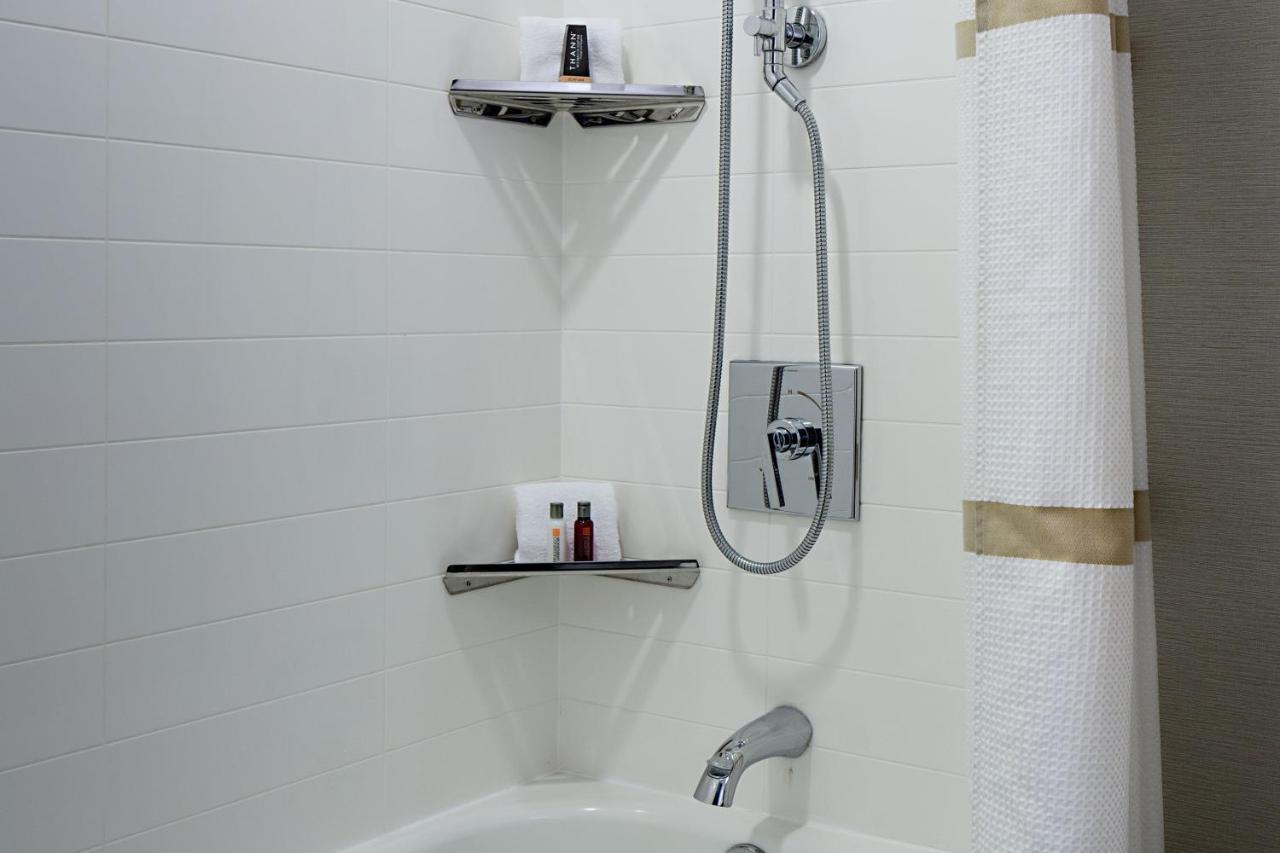 Marriott Dfw Airport South Hotell Fort Worth Exteriör bild