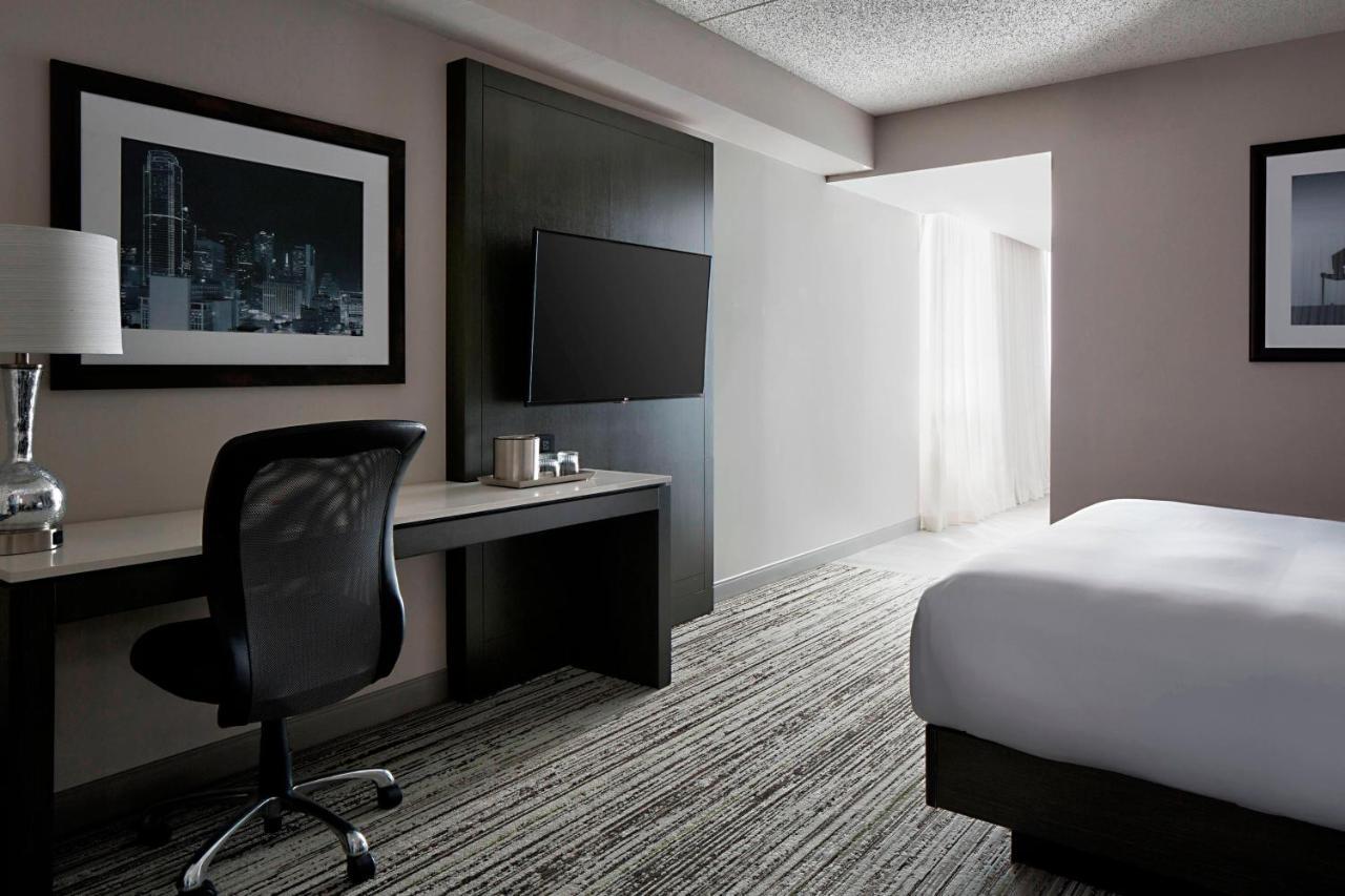 Marriott Dfw Airport South Hotell Fort Worth Exteriör bild