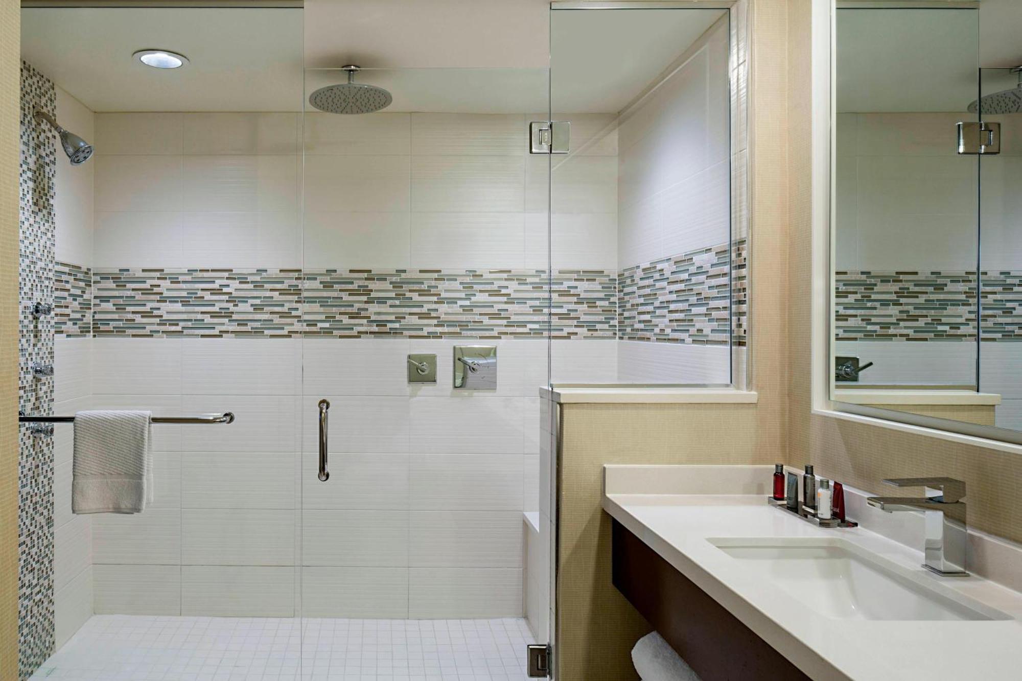 Marriott Dfw Airport South Hotell Fort Worth Exteriör bild